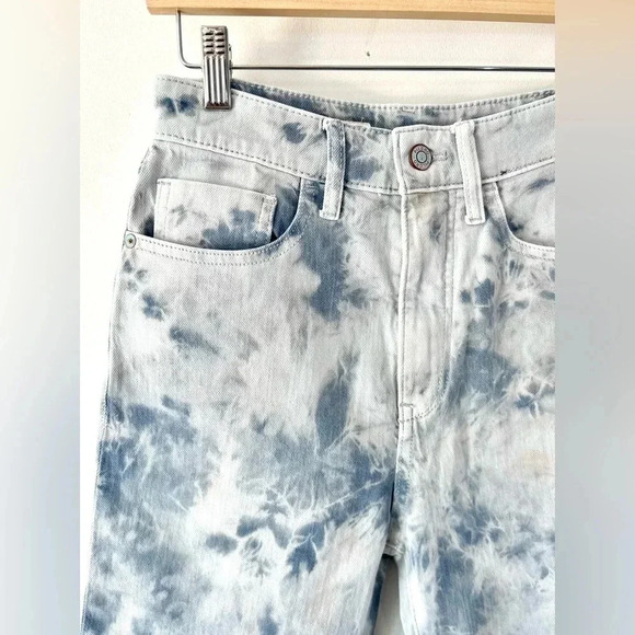 Anthropologie Pilcro Blue Tie Dye Frayed Hem High Rise Bermuda Shorts Size 25 - Picture 3 of 12